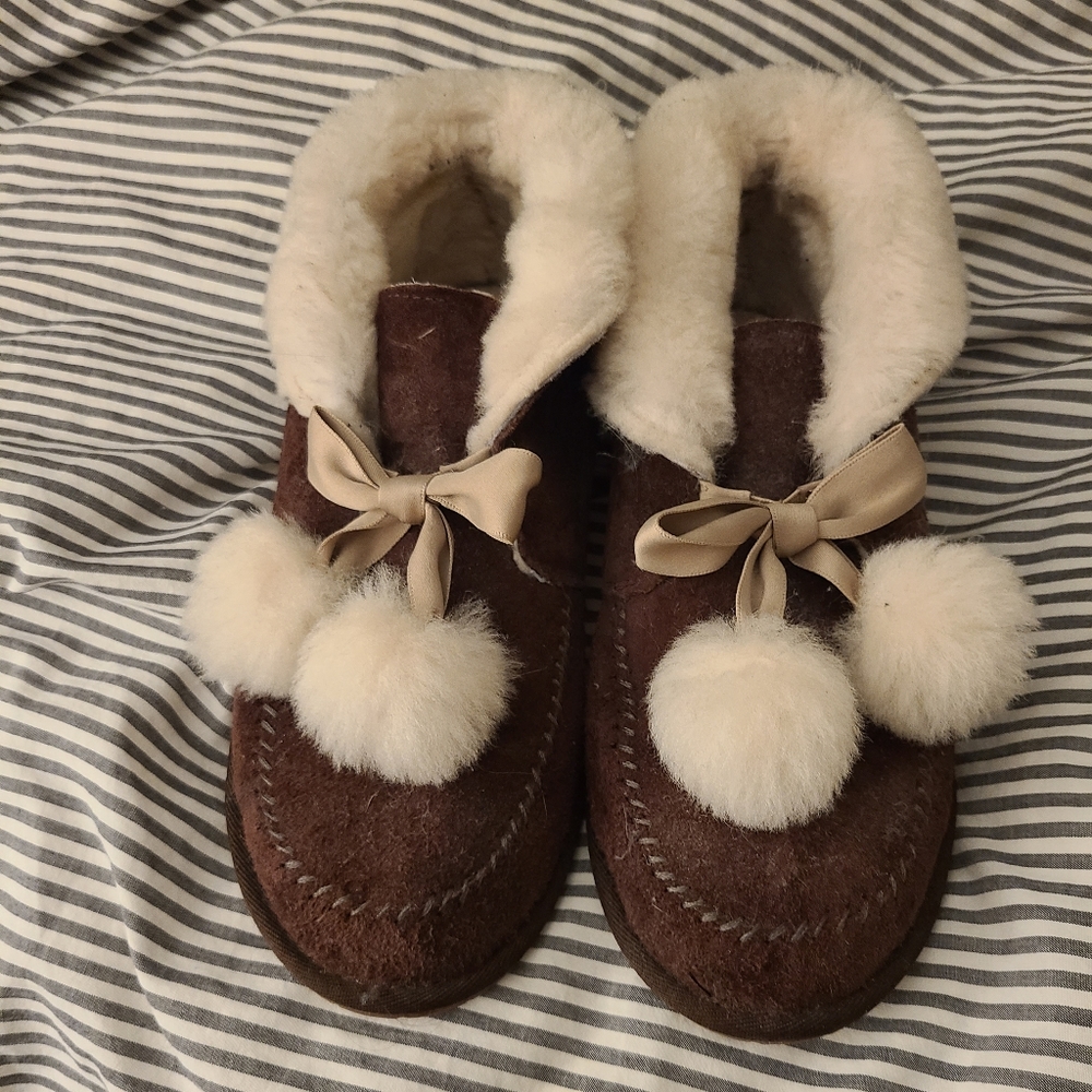 Chocolate Kallen Slippers (6)